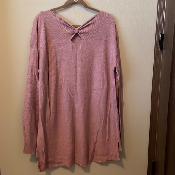 Women’s Elle Tunic Length Sweater - Picture 2 of 2